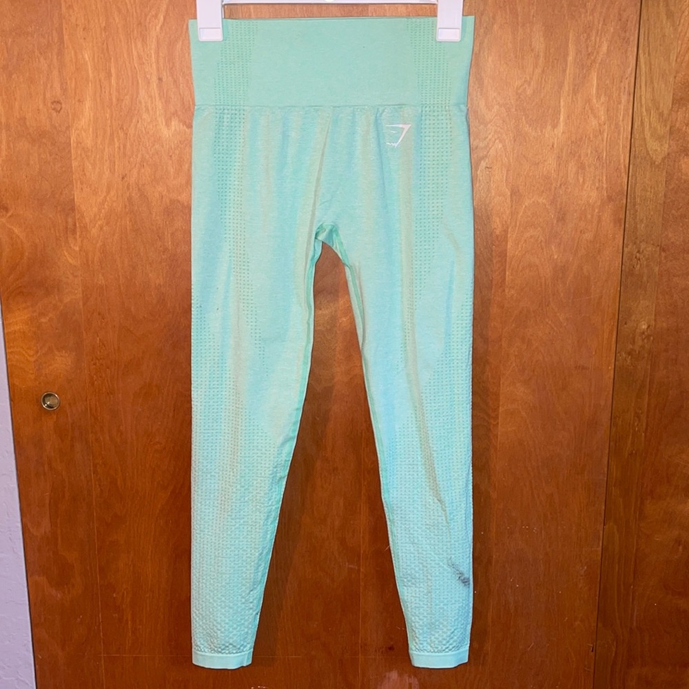 Seamless Gymshark leggings. Size small.